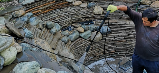 Виды работ по обслуживанию водоемов - фото