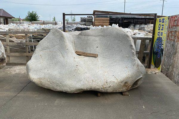 Эксклюзивный валун с чашами