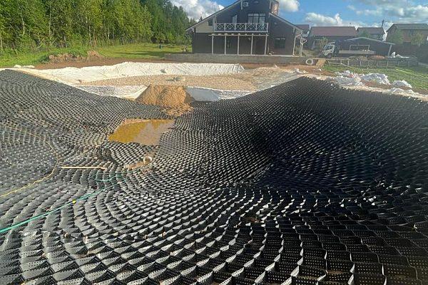 Укрепление чаши пруда георешеткой Московская обл. д. Люберцы