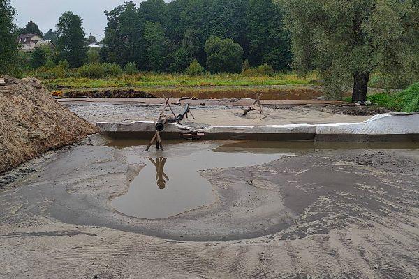 Очистка водоема Московская обл., городской округ Серпухов