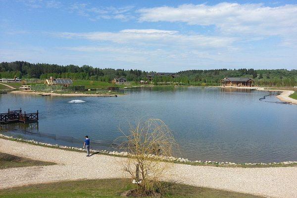 Строительство водоема для платной рыбалки в Туле