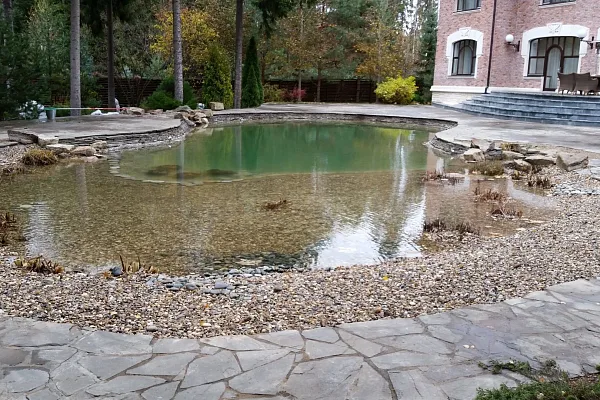 Большой водоем для купания в Осташёво