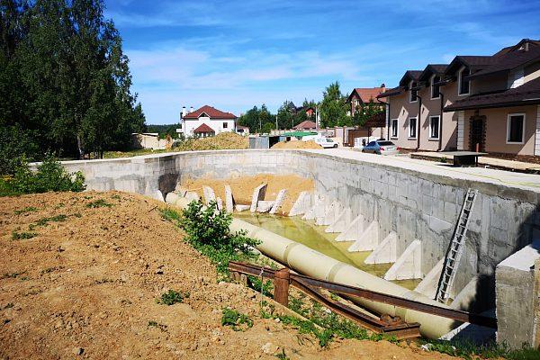 Строительство плотины в Калуге