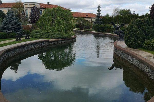 Водоемы в коттеджных поселках в Истре