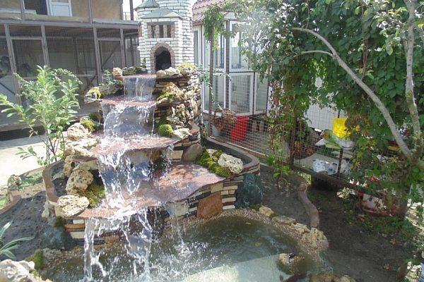 Декоративный водоём из декоративного бетона в Сочи