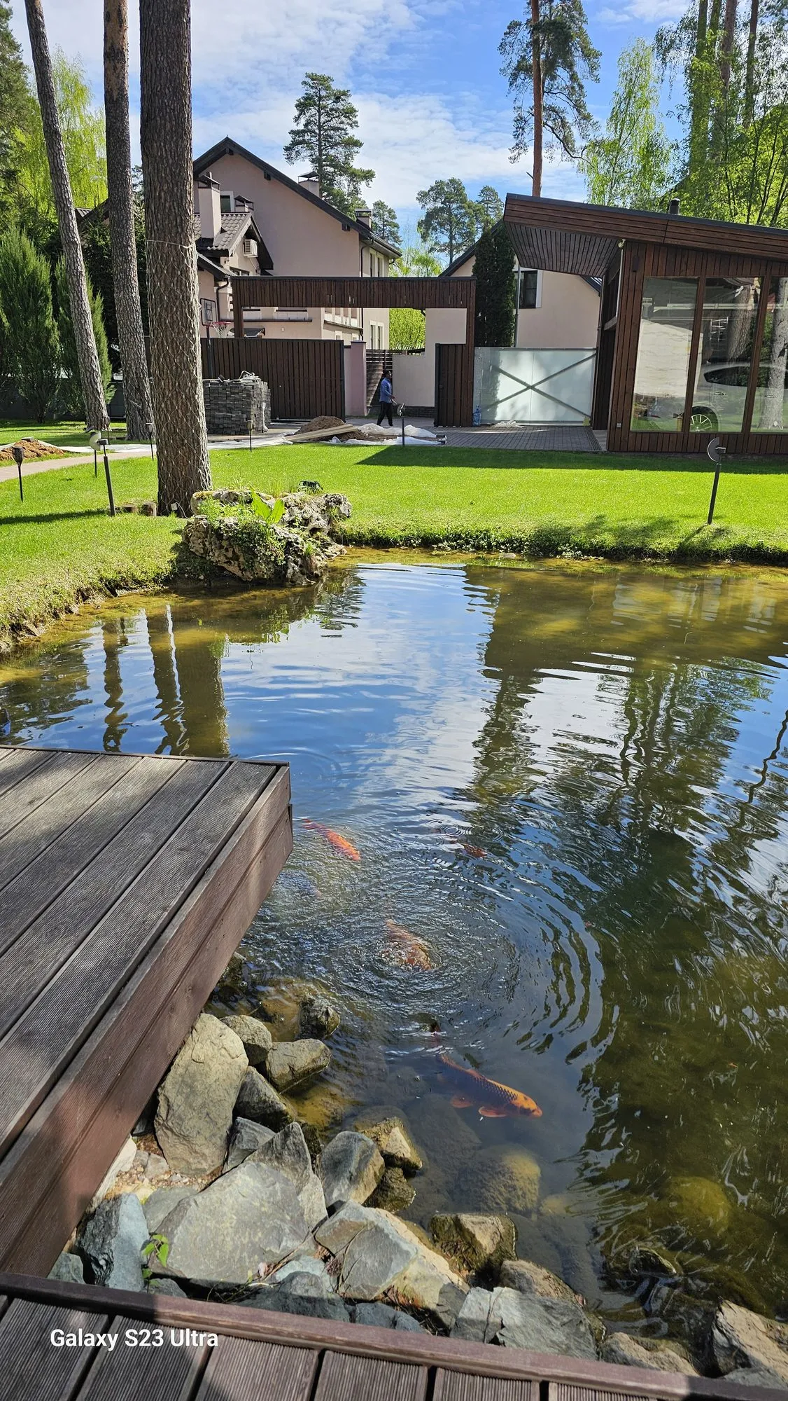 Фото Строительство декоративного водоём с водопадом на даче в Коломне